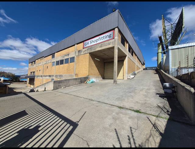 1,999M² WAREHOUSE TO LET IN BENROSE